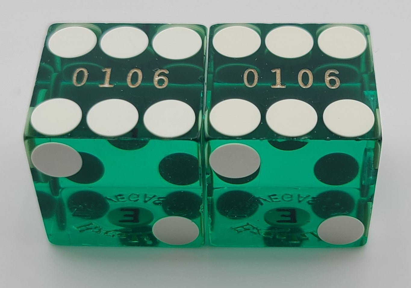 Excalibur Casino Las Vegas Nevada Pair of Used Green Dice Matching Numbers