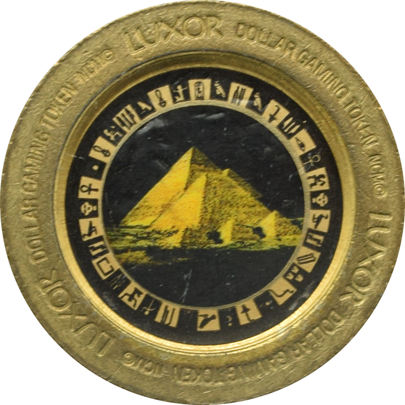Luxor Casino Las Vegas Nevada $1 Pyramid Token 1994