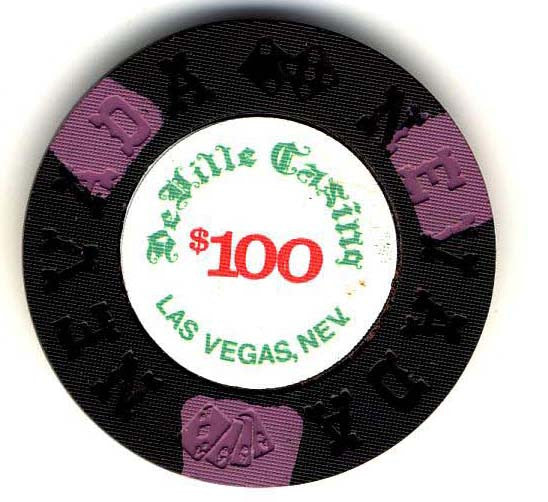 DeVille Casino $100 (black 1970s) Chip - Spinettis Gaming - 1