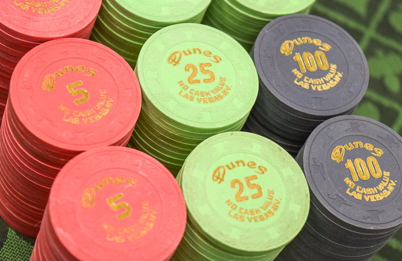 Dunes Casino Las Vegas Nevada No Cash Value 300 Chip Set (Watermelon, Green, Charcoal)