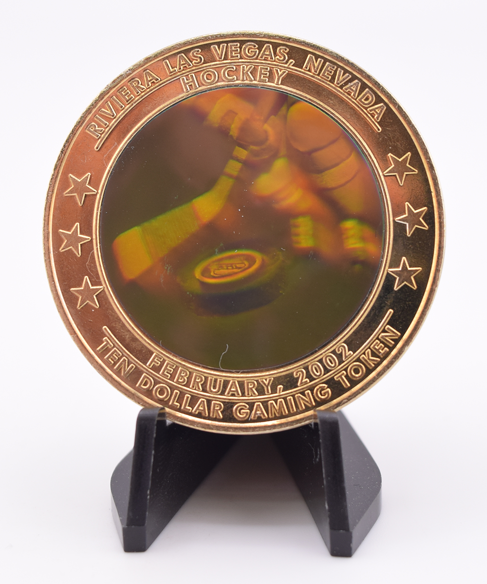 Riviera Casino Las Vegas Hockey $10 Winter Sports Series Hologram Token 2002