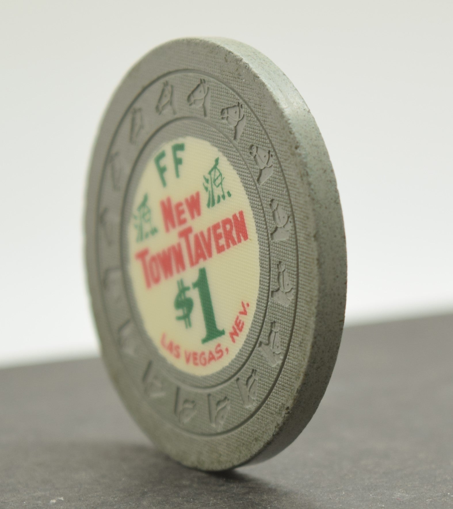 New Town Tavern Casino Las Vegas Nevada $1 Chip 1963