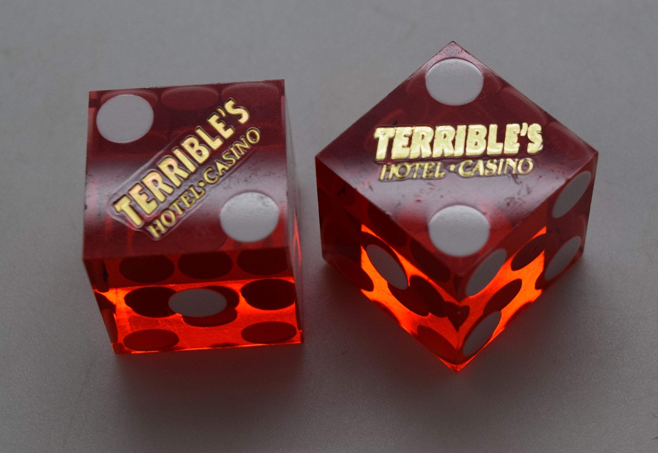 Terribles Hotel and Casino Jean Nevada Dice Pair Red