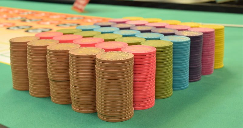 Hooters Casino Las Vegas 700 Roulette Chip Set