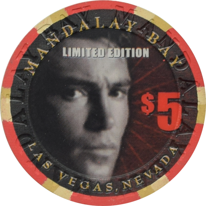 Mandalay Bay Casino Las Vegas Nevada $5 De La Hoya VS Vargas Fight Chip 2002