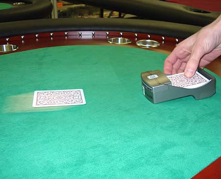 SHUFFLER Up and Deal Wheel-R-Dealer Automatic Card Dealer - Spinettis Gaming - 2